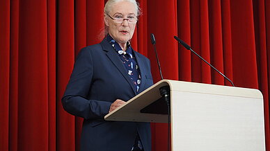 SBR-Präsidentin Monika Sauer bei ihrer Rede auf der Mitgliederversammlung.